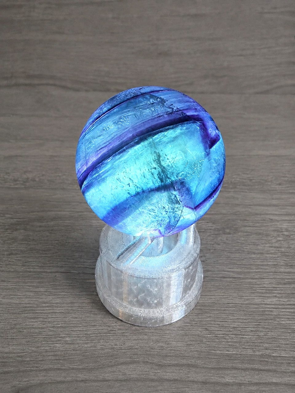 LumaStand: Sphere