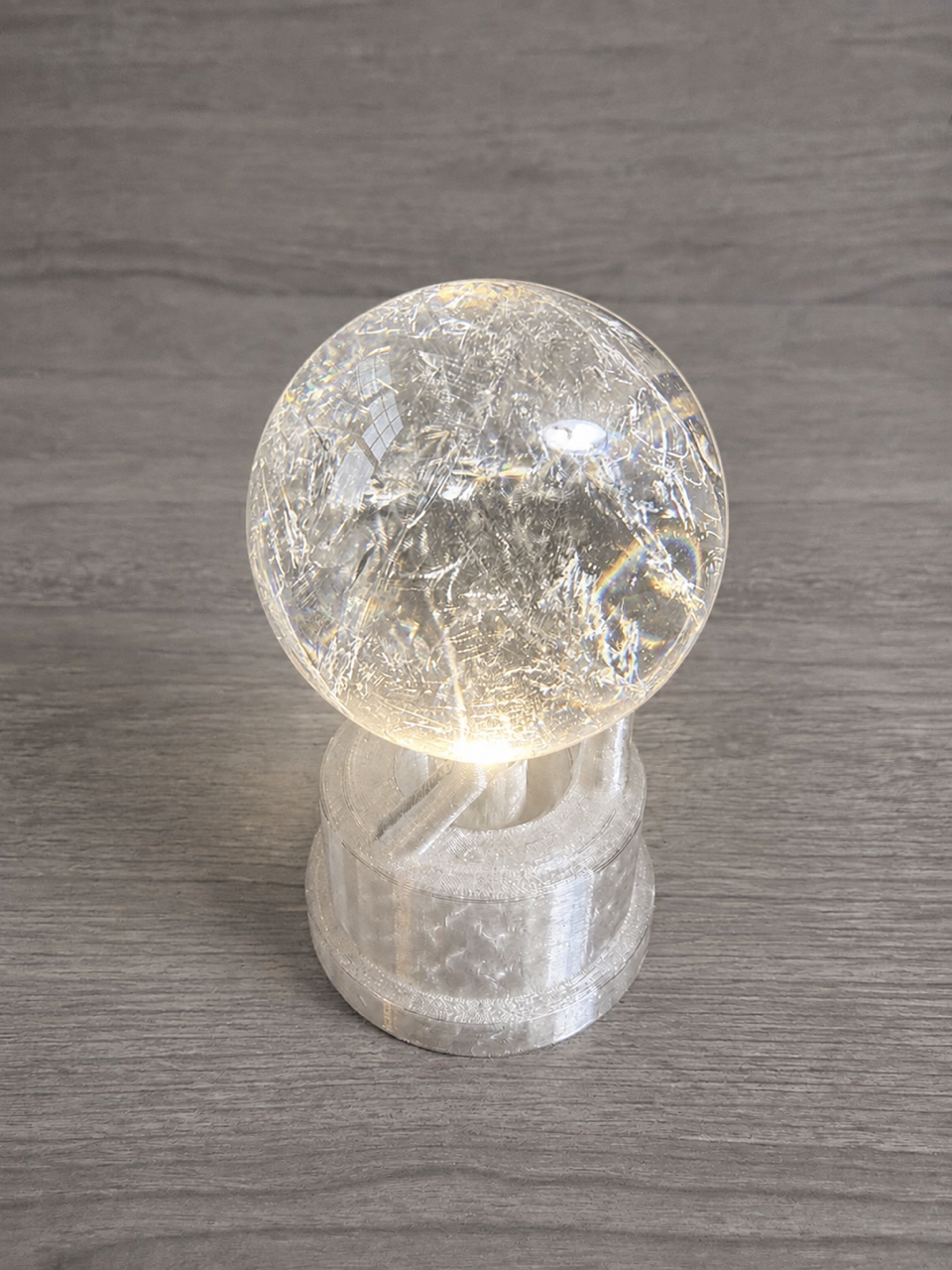 LumaStand: Sphere
